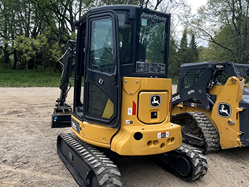 Mini excavator in fenton, michigan