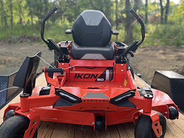 Zero Turn Mowers in Fenton, Michigan